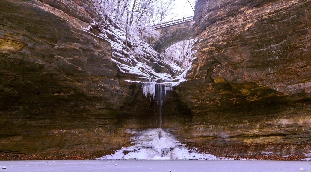 Cascade Falls at Matthiessen State Park